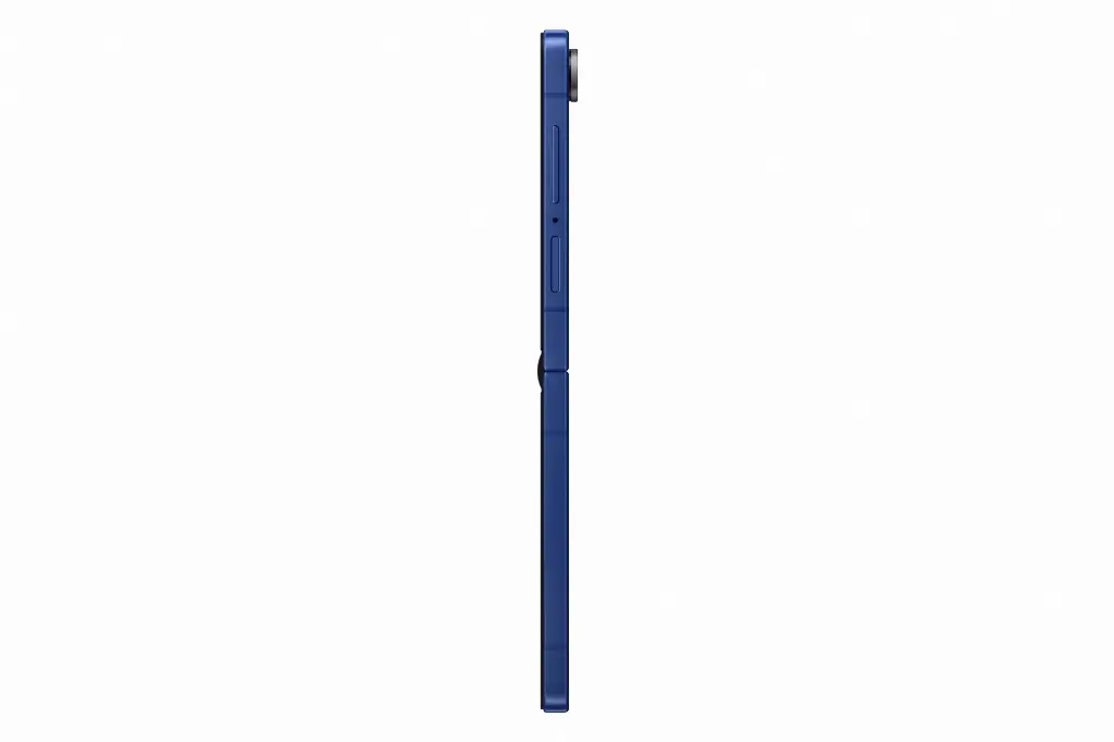 009-galaxy-zflip7-blueshadow-rside.webp