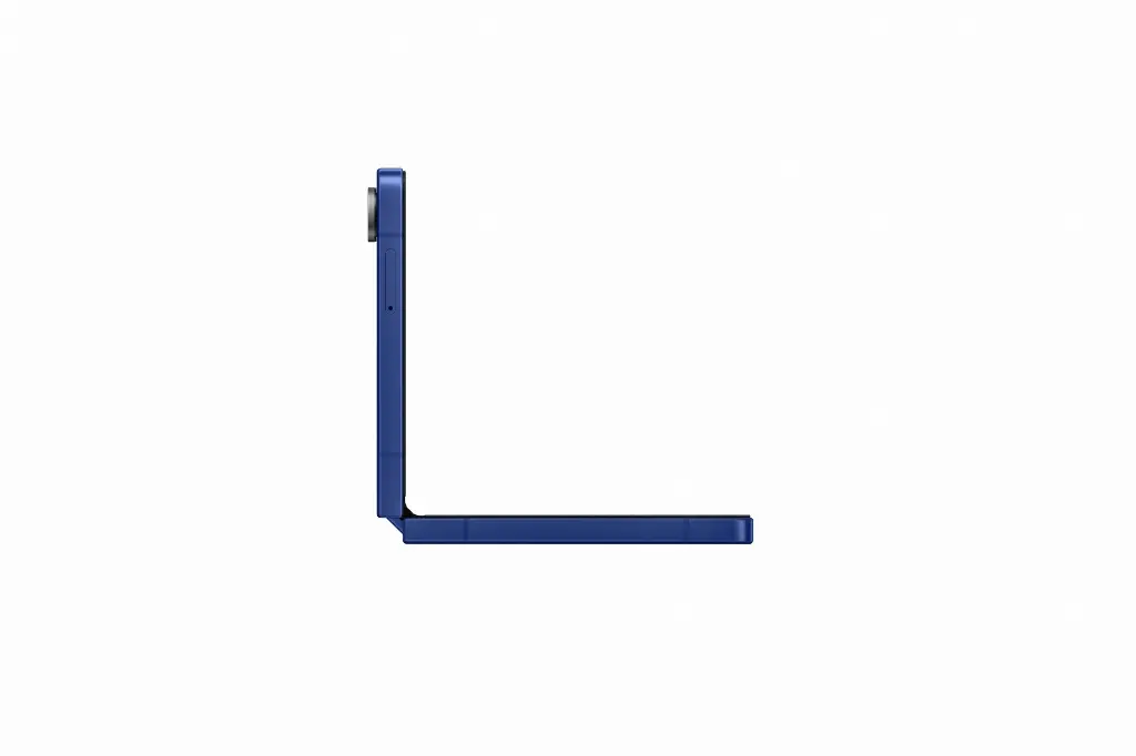 010-galaxy-zflip7-blueshadow-sidetabletopl30.webp