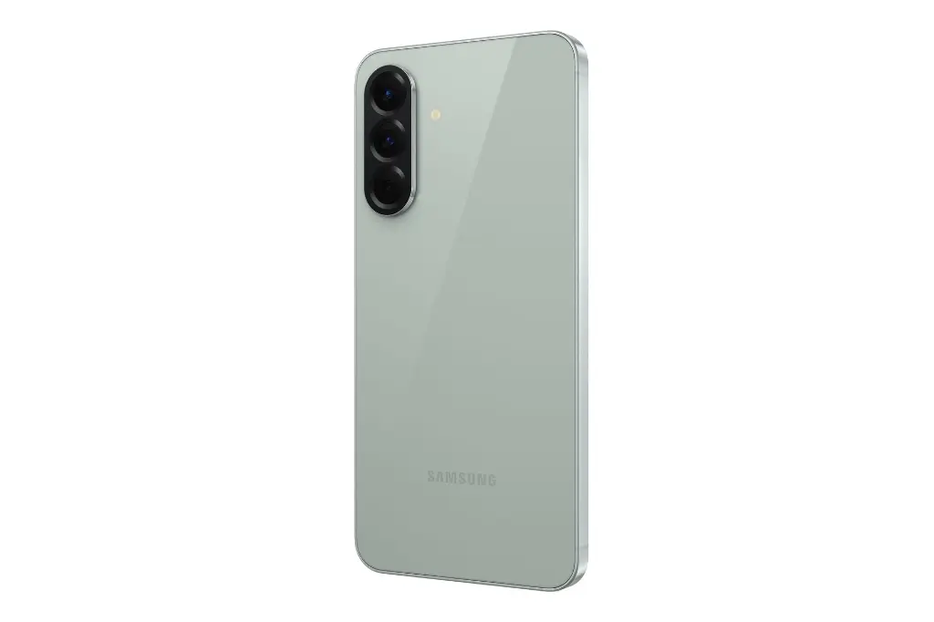 025-galaxy-a56-5g-awesomeolive-back-r30.webp